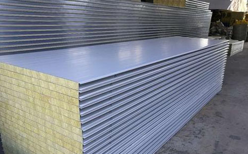 岩棉格尔木彩钢夹芯板的独特性能 岩棉格尔木彩钢夹芯板的独特性能